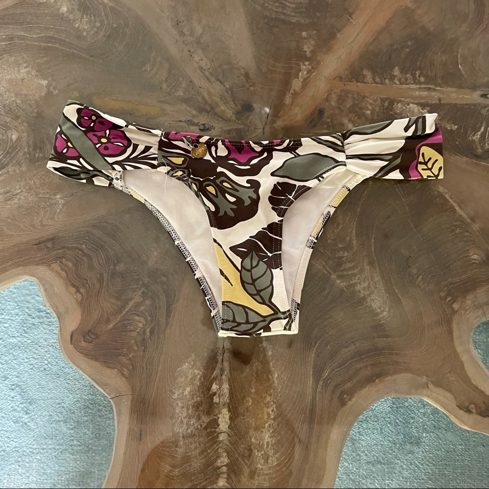 SOLD San Lorenzo Bikini Bottom